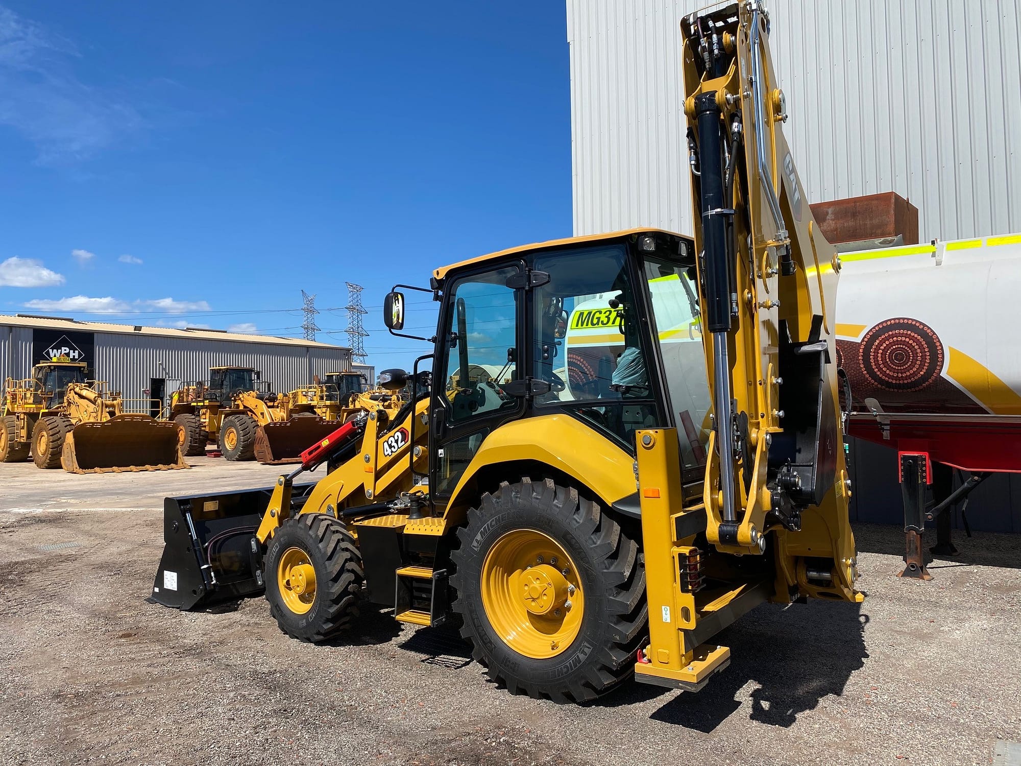 Caterpillar 432F Backhoe - For Hire